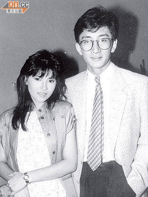 吳啟華曾與蔡少芬贏得“我最喜愛拍檔”獎。